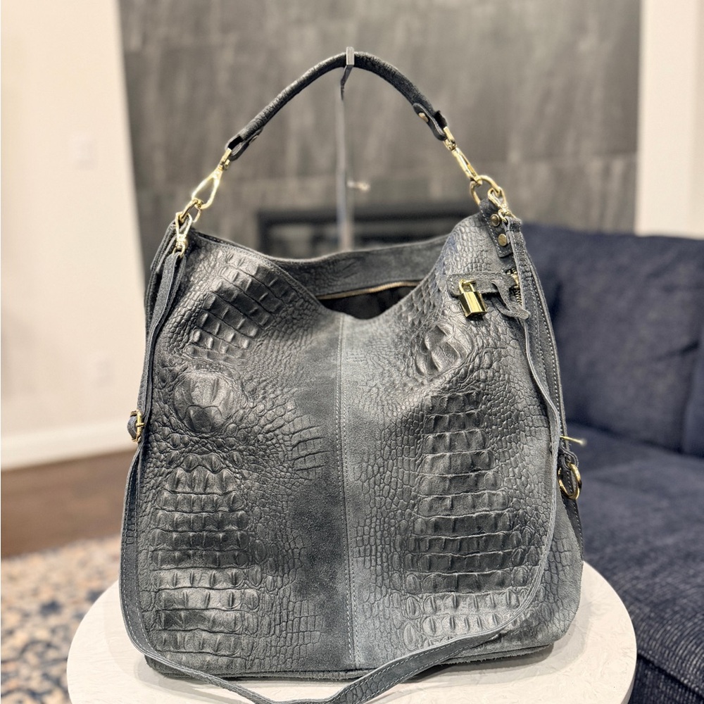 Stylish Black Croc-Embossed Hobo Bag